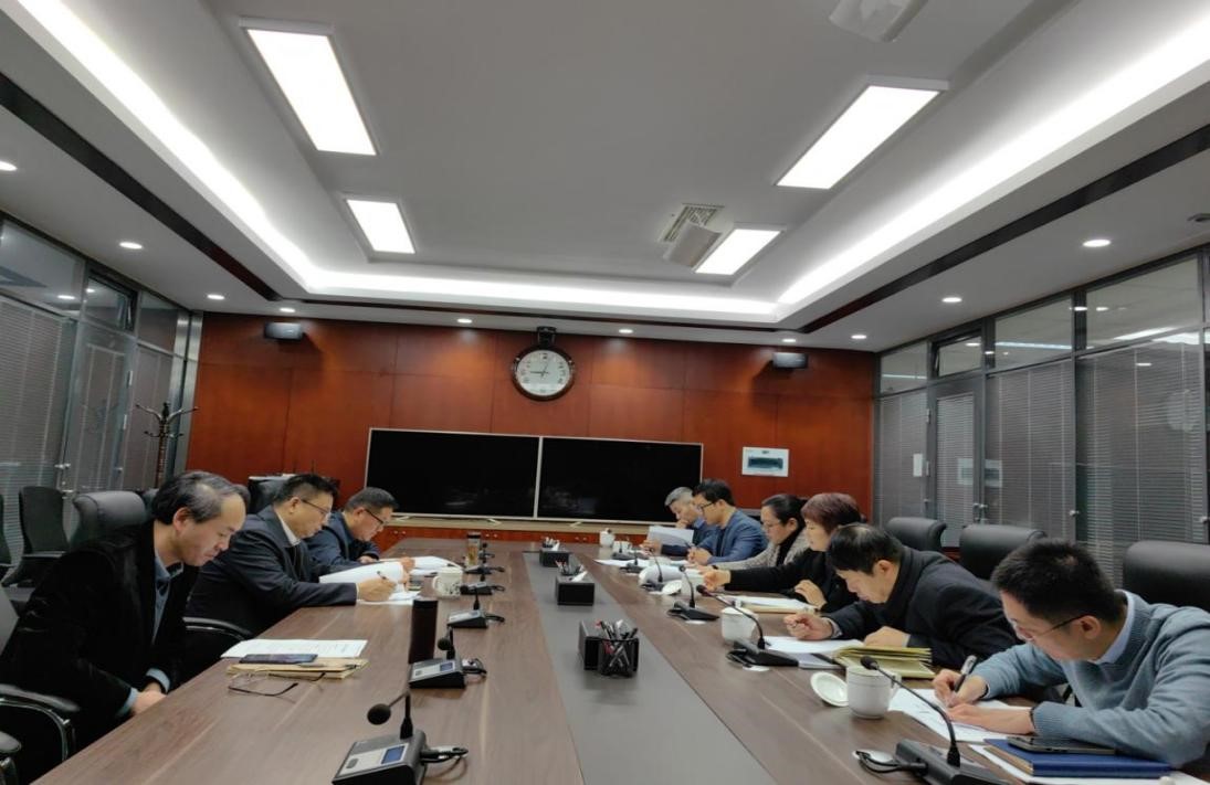 青岛校区召开安全工作专题会议